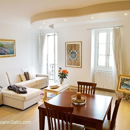 Bella Piazza Apartment Colico Luaran gambar