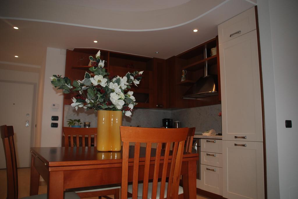 Bella Piazza Apartment Colico Bilik gambar